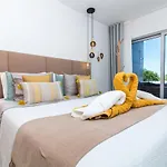 By The Sea, Algarve Apartament