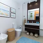 By The Sea, Algarve Apartament Gale (Albufeira)