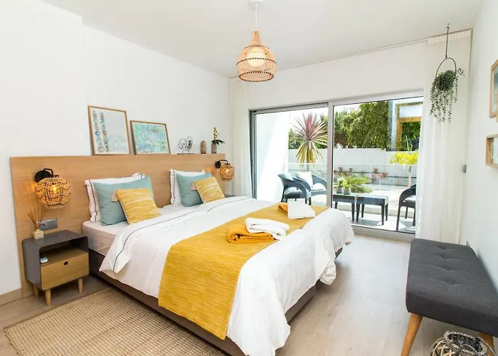 By The Sea, Algarve * Gale (Albufeira)